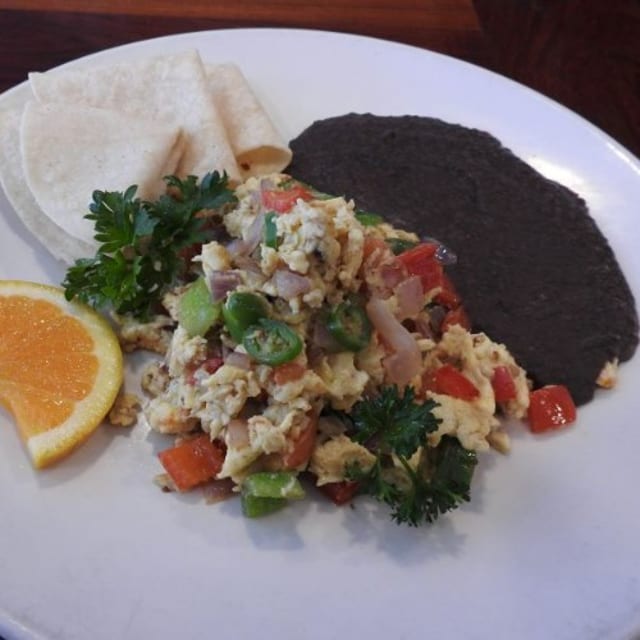 Huevos a La Mexicana.
